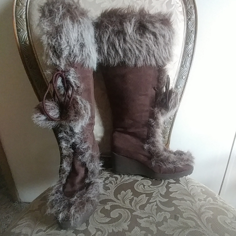 Adorable Brown Fury Boots